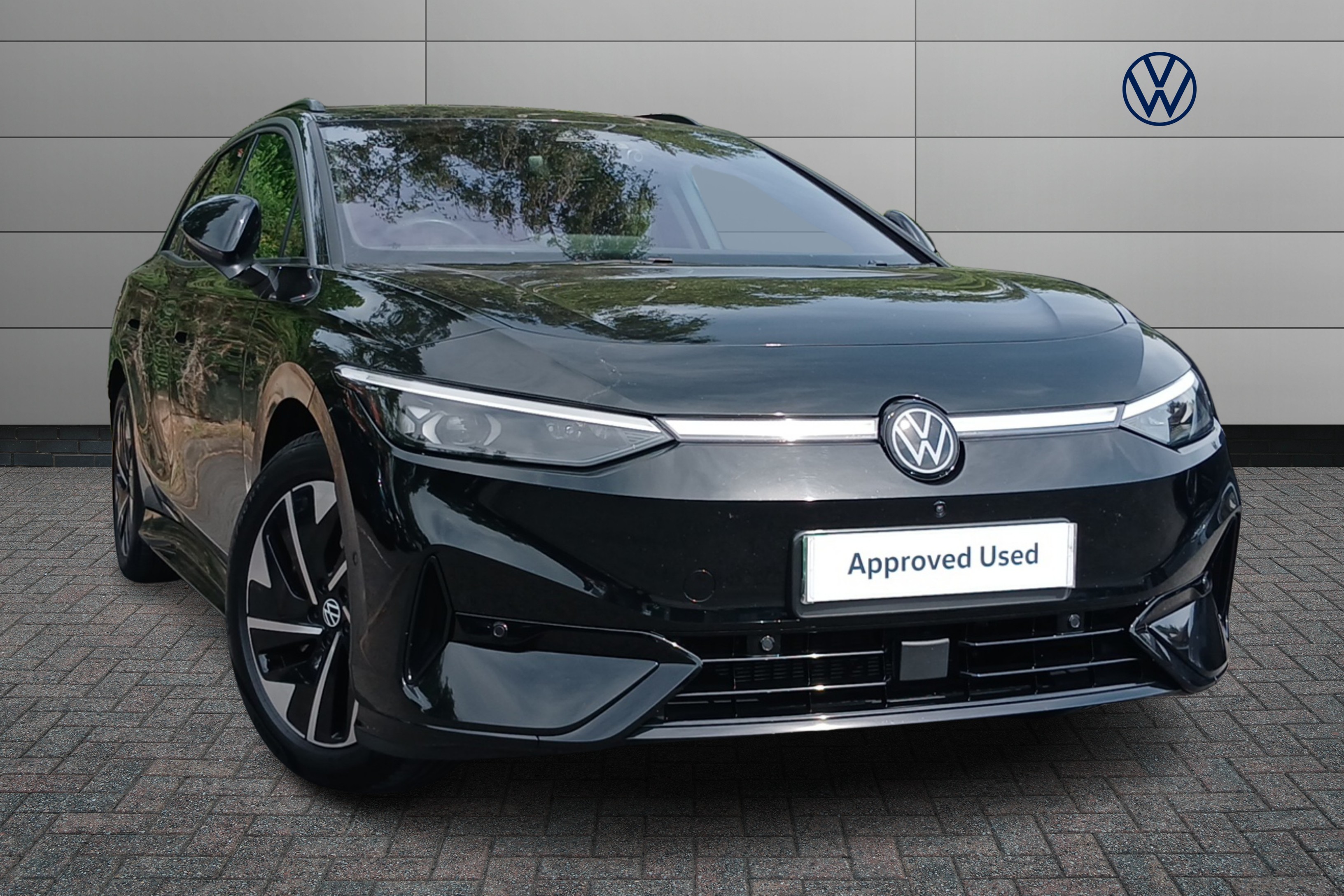 Main listing image - Volkswagen ID.7