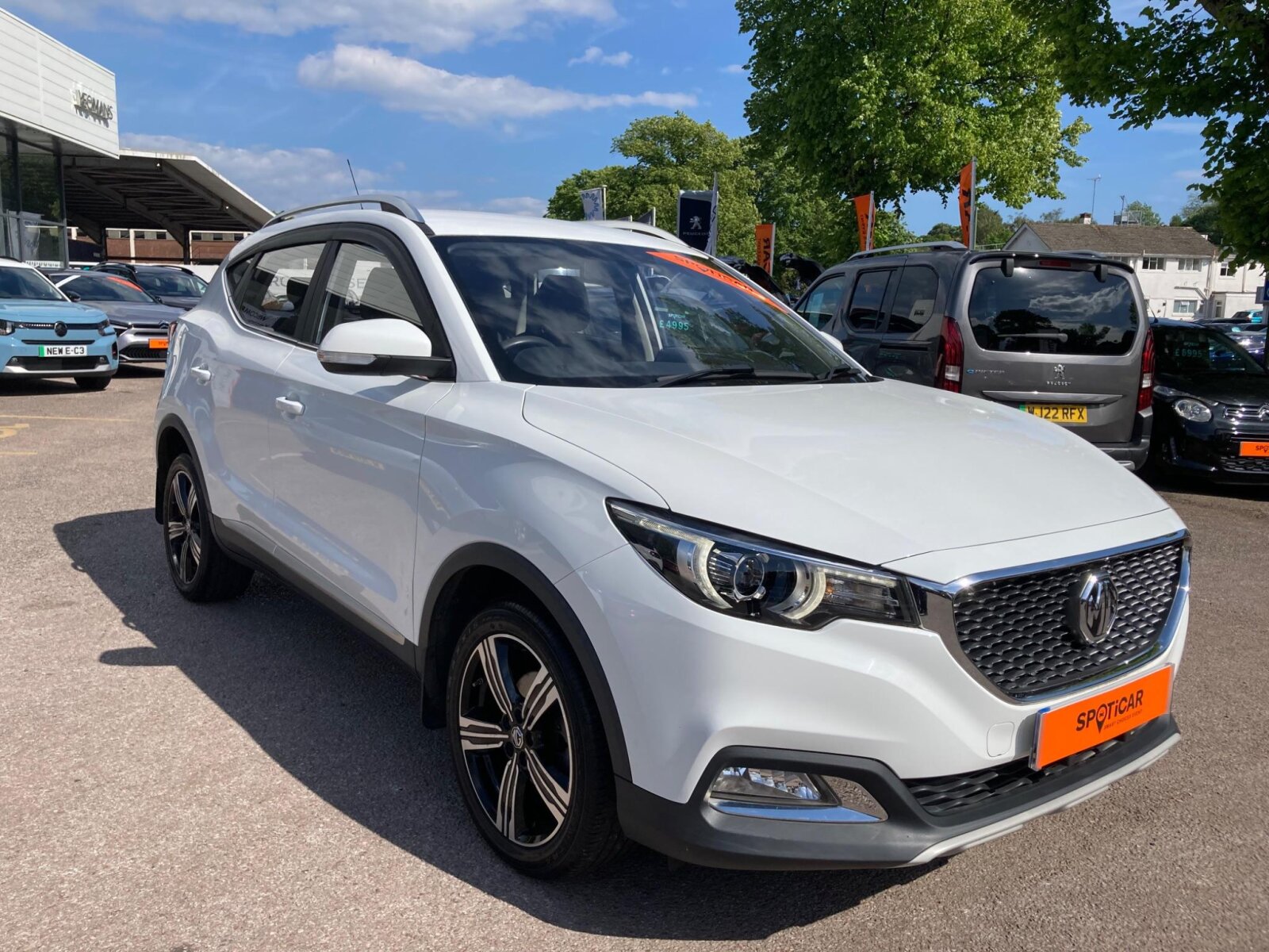 Main listing image - MG ZS