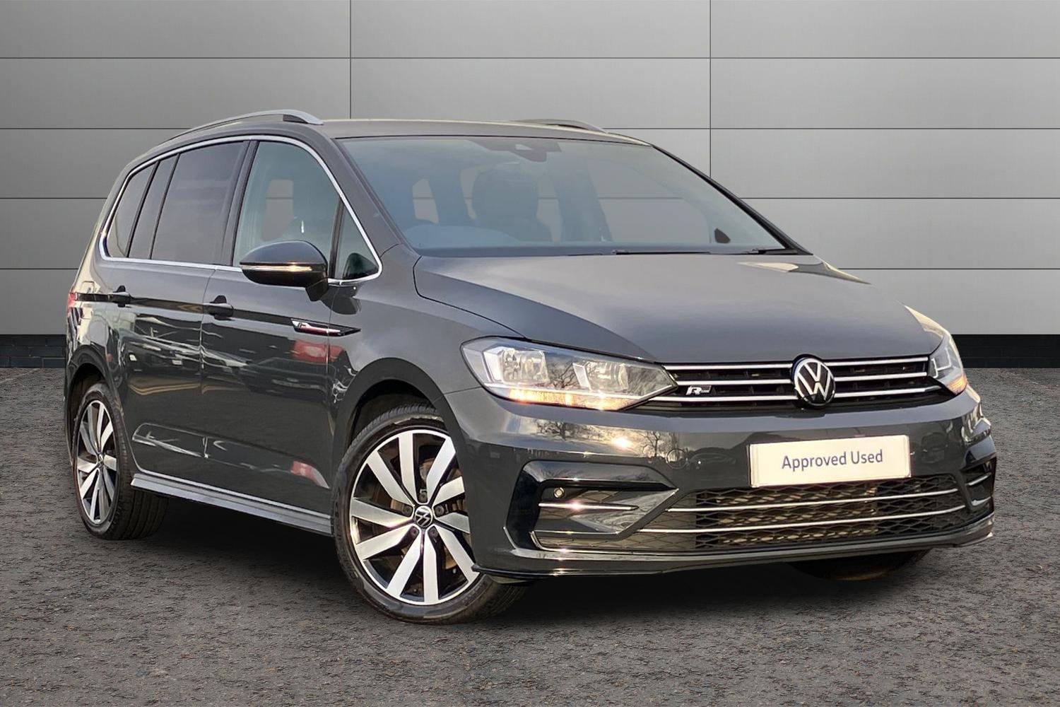 Main listing image - Volkswagen Touran