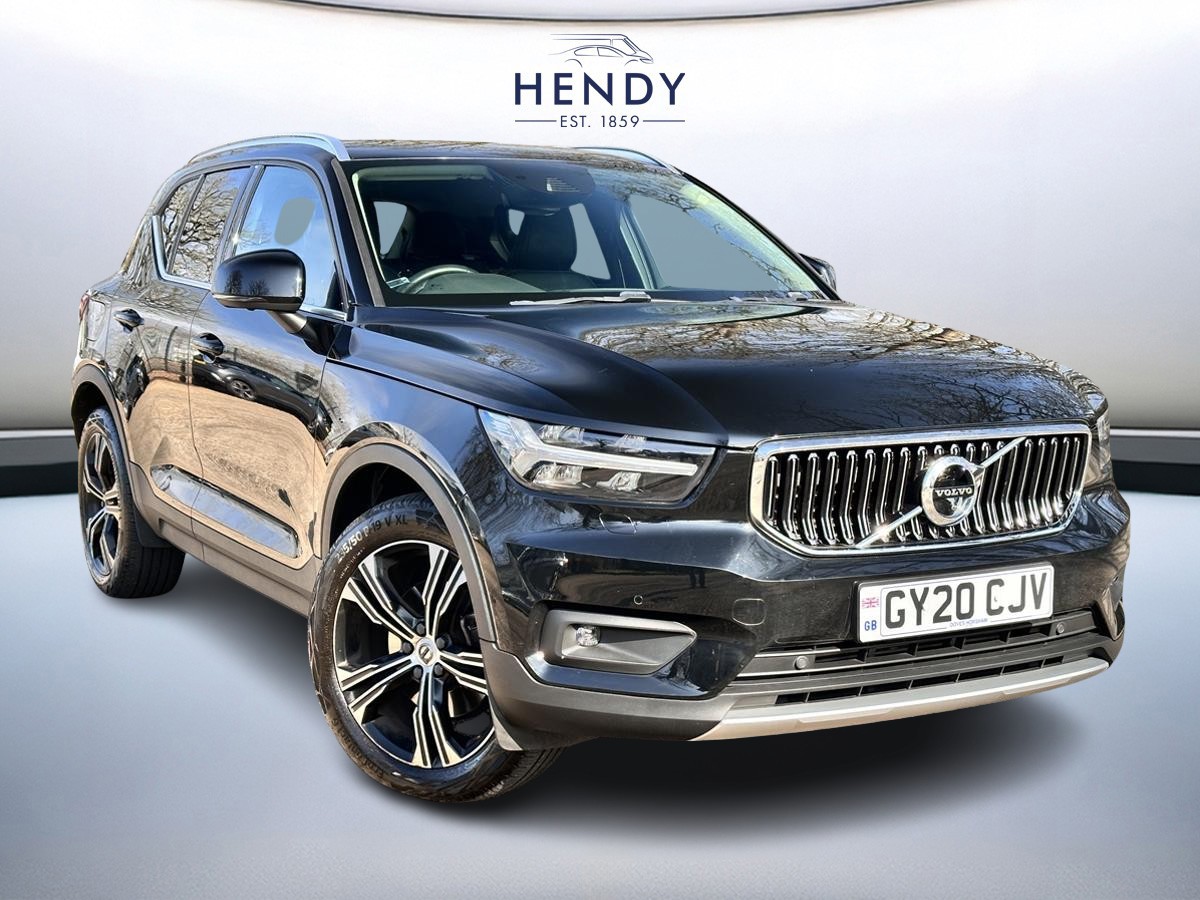 Main listing image - Volvo XC40