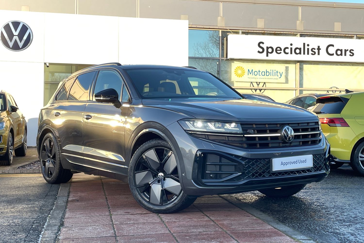 Main listing image - Volkswagen Touareg