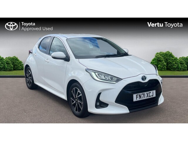 Main listing image - Toyota Yaris