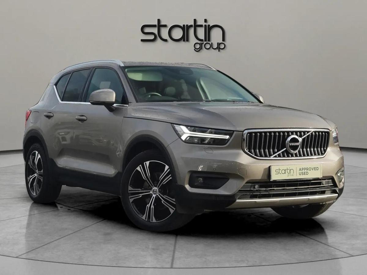 Main listing image - Volvo XC40