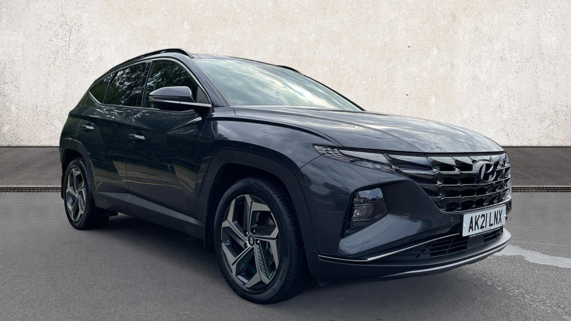 Main listing image - Hyundai Tucson