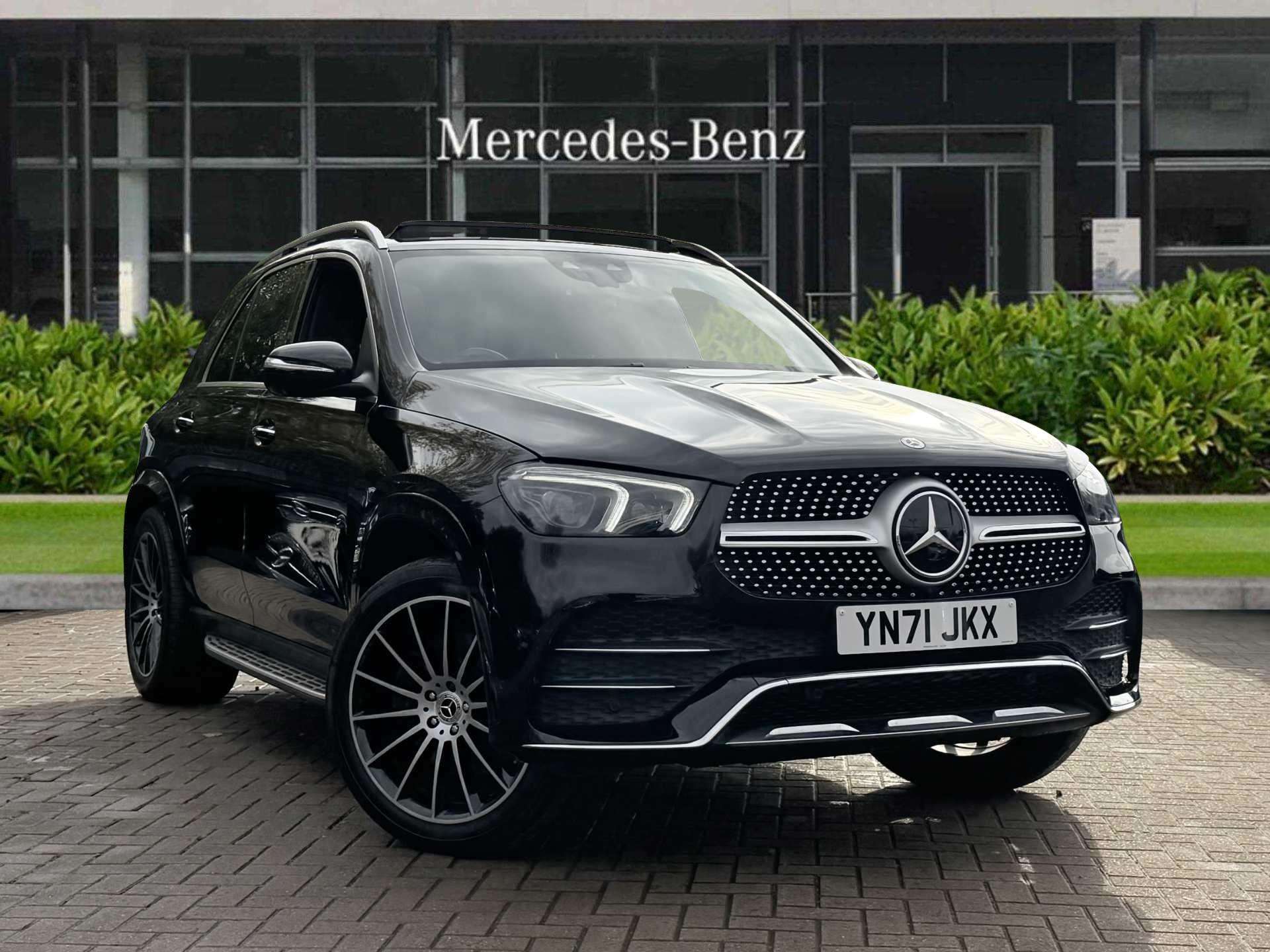 Main listing image - Mercedes-Benz GLE