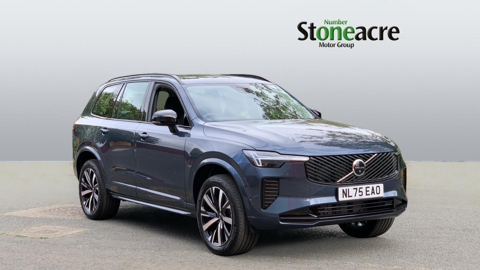 Main listing image - Volvo XC90