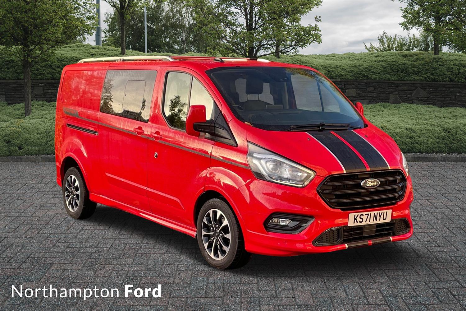 Main listing image - Ford Transit Custom