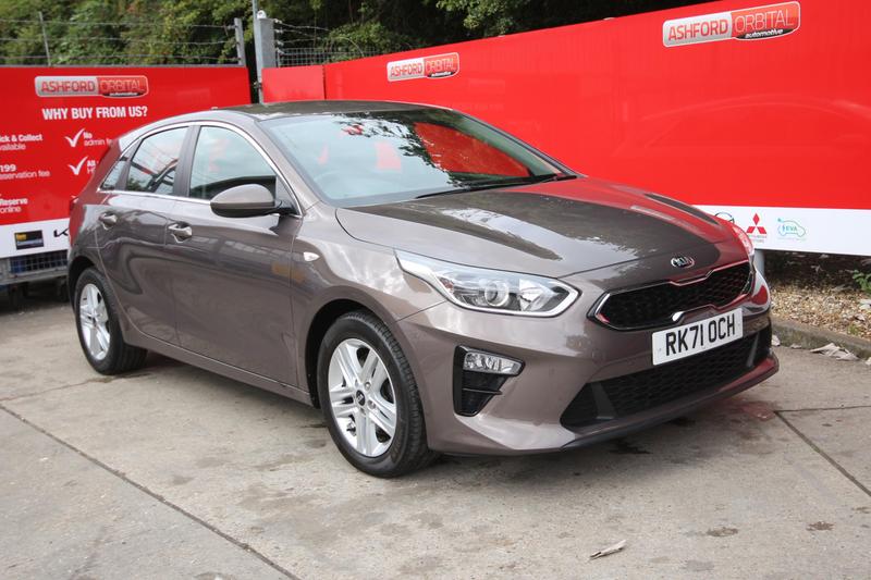 Main listing image - Kia Ceed