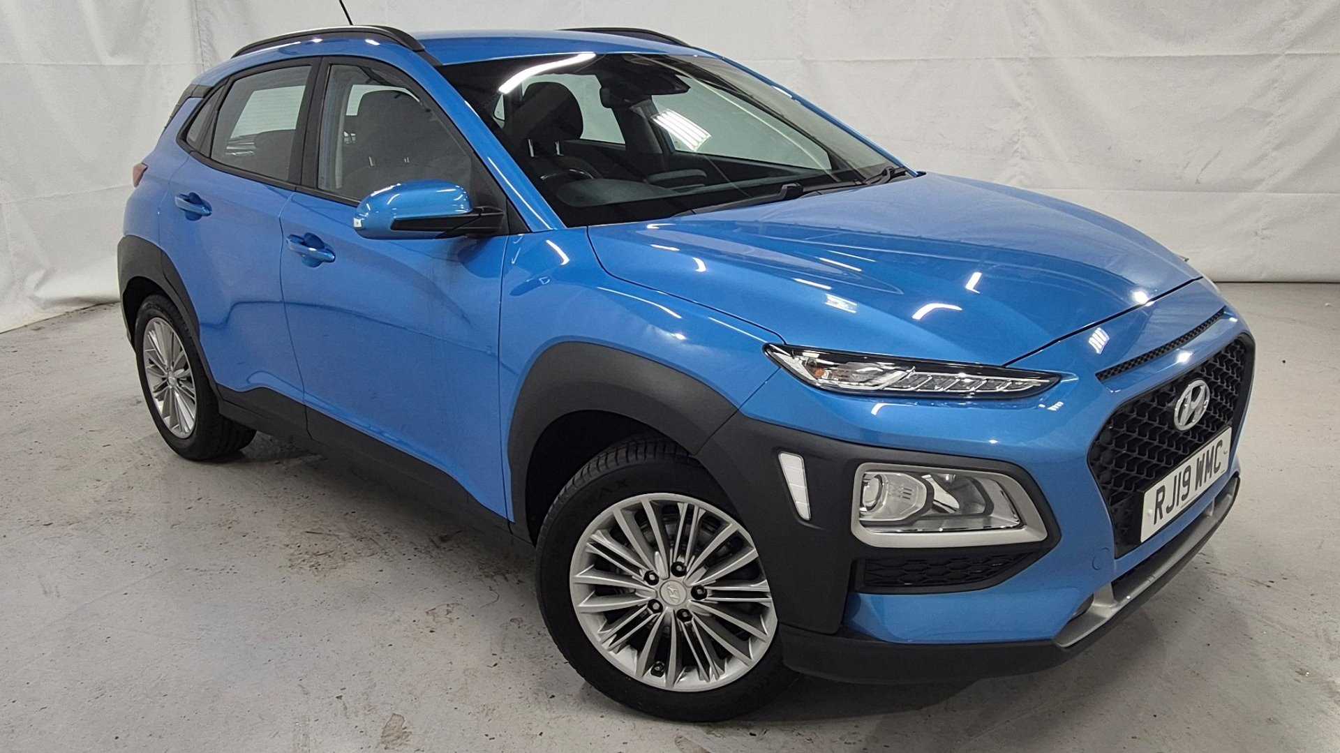 Main listing image - Hyundai Kona