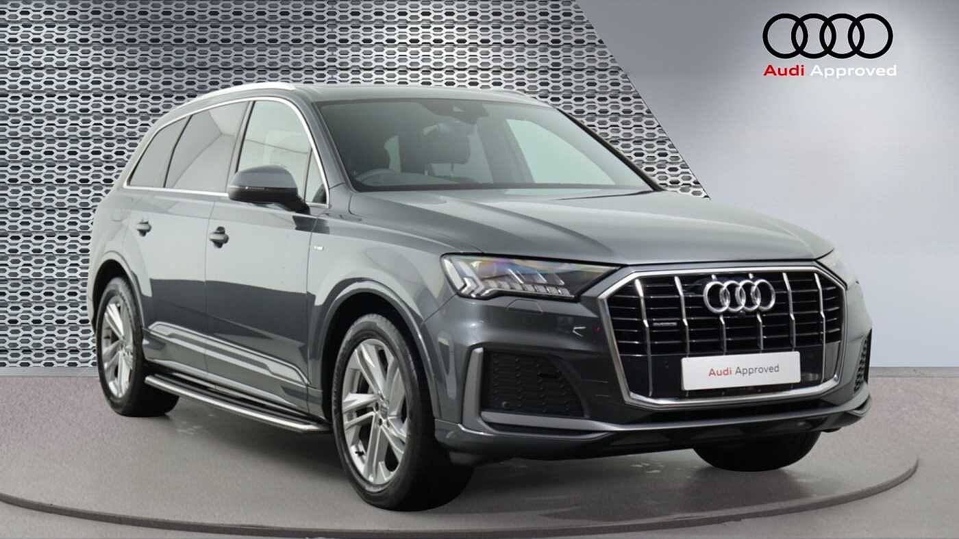 Main listing image - Audi Q7