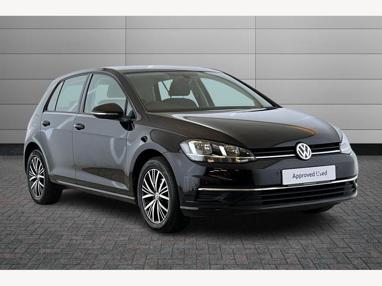 Main listing image - Volkswagen Golf