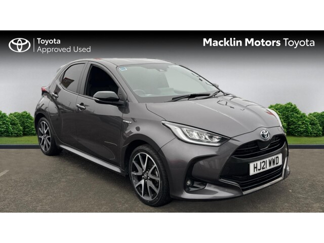 Main listing image - Toyota Yaris