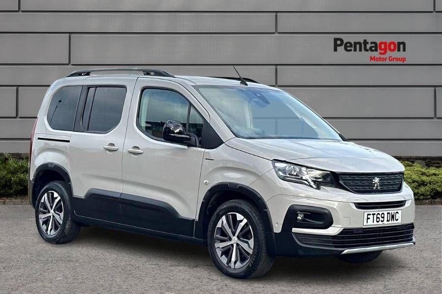 Main listing image - Peugeot Rifter