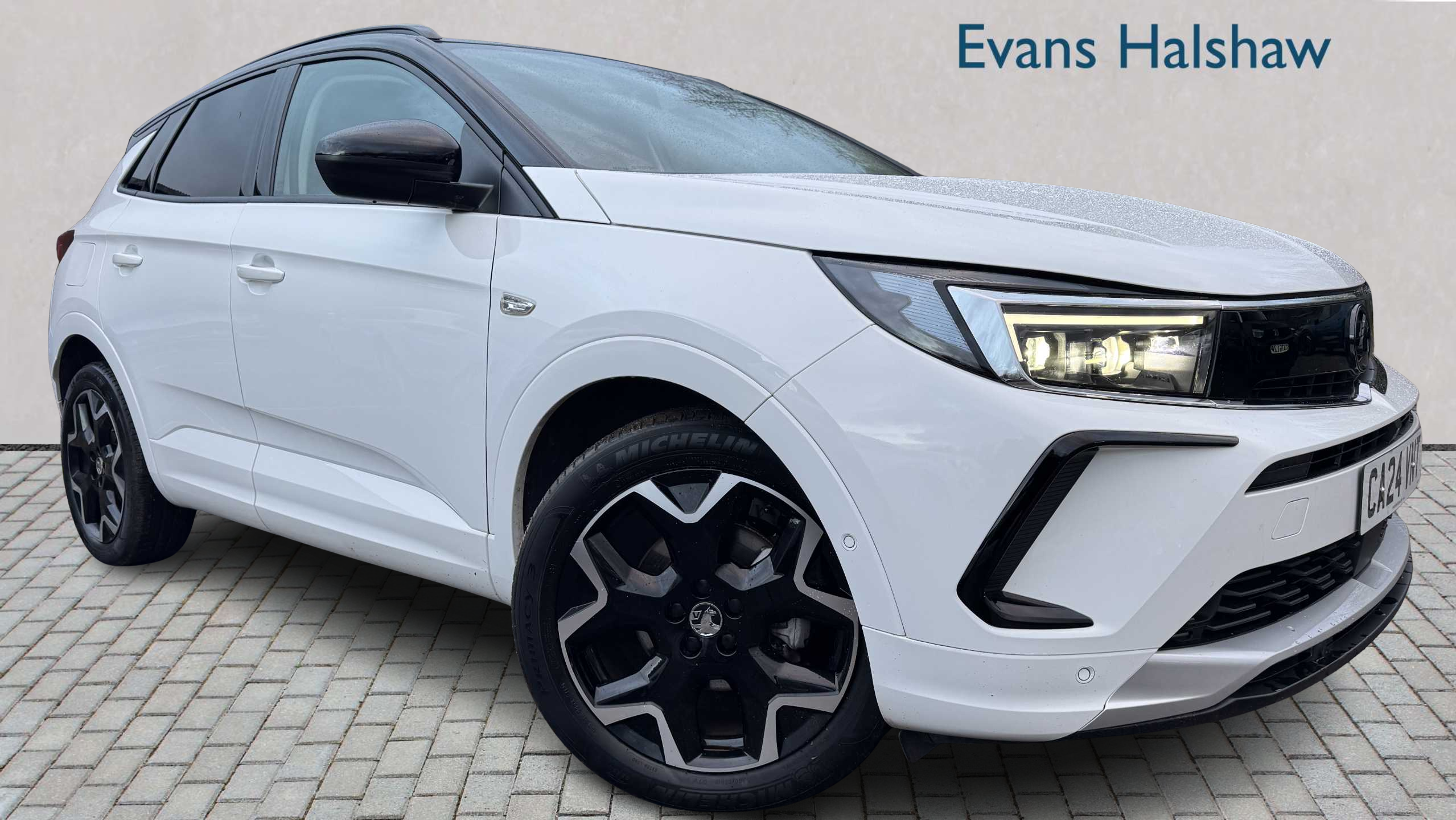 Main listing image - Vauxhall Grandland