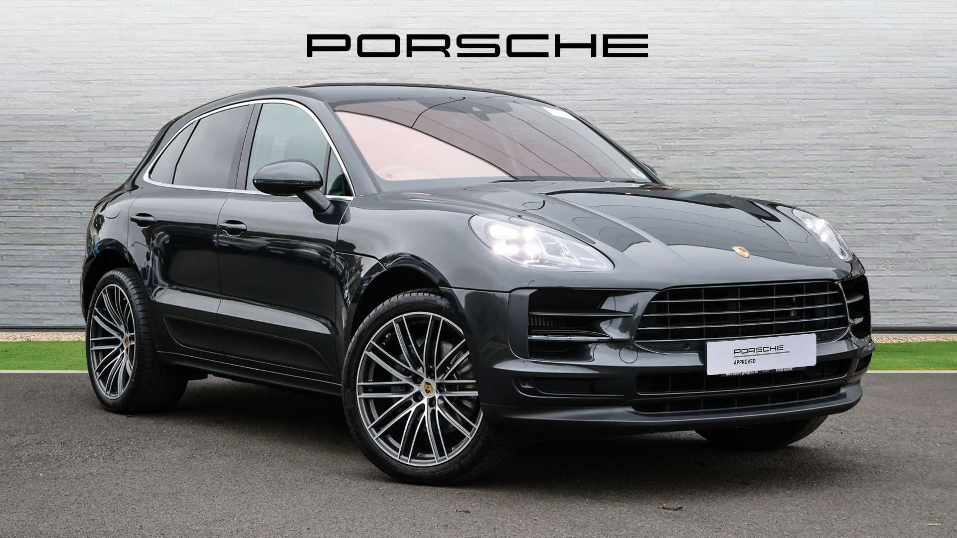 Main listing image - Porsche Macan