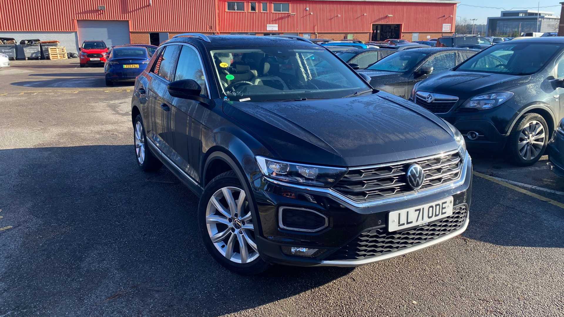 Main listing image - Volkswagen T-Roc