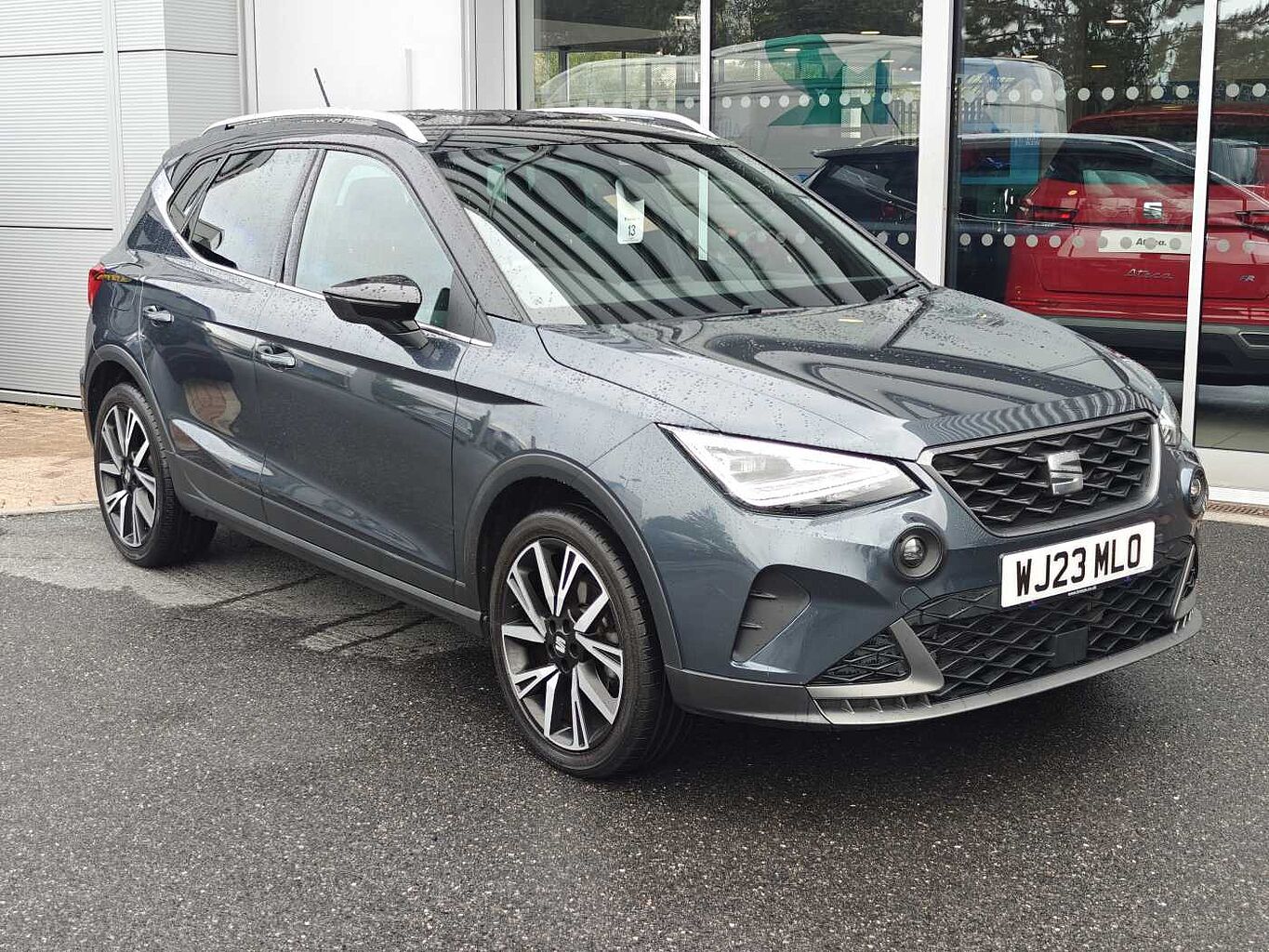 Main listing image - SEAT Arona