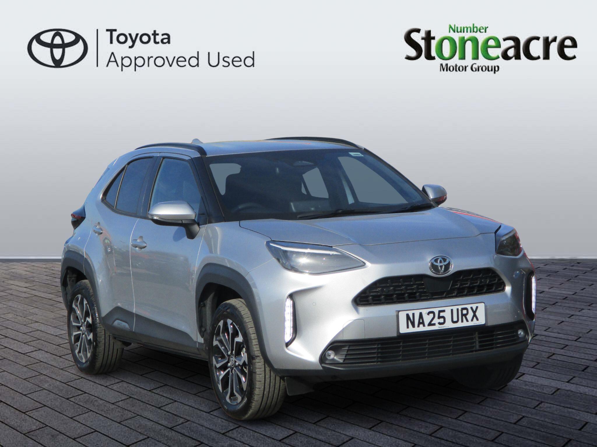 Main listing image - Toyota Yaris Cross