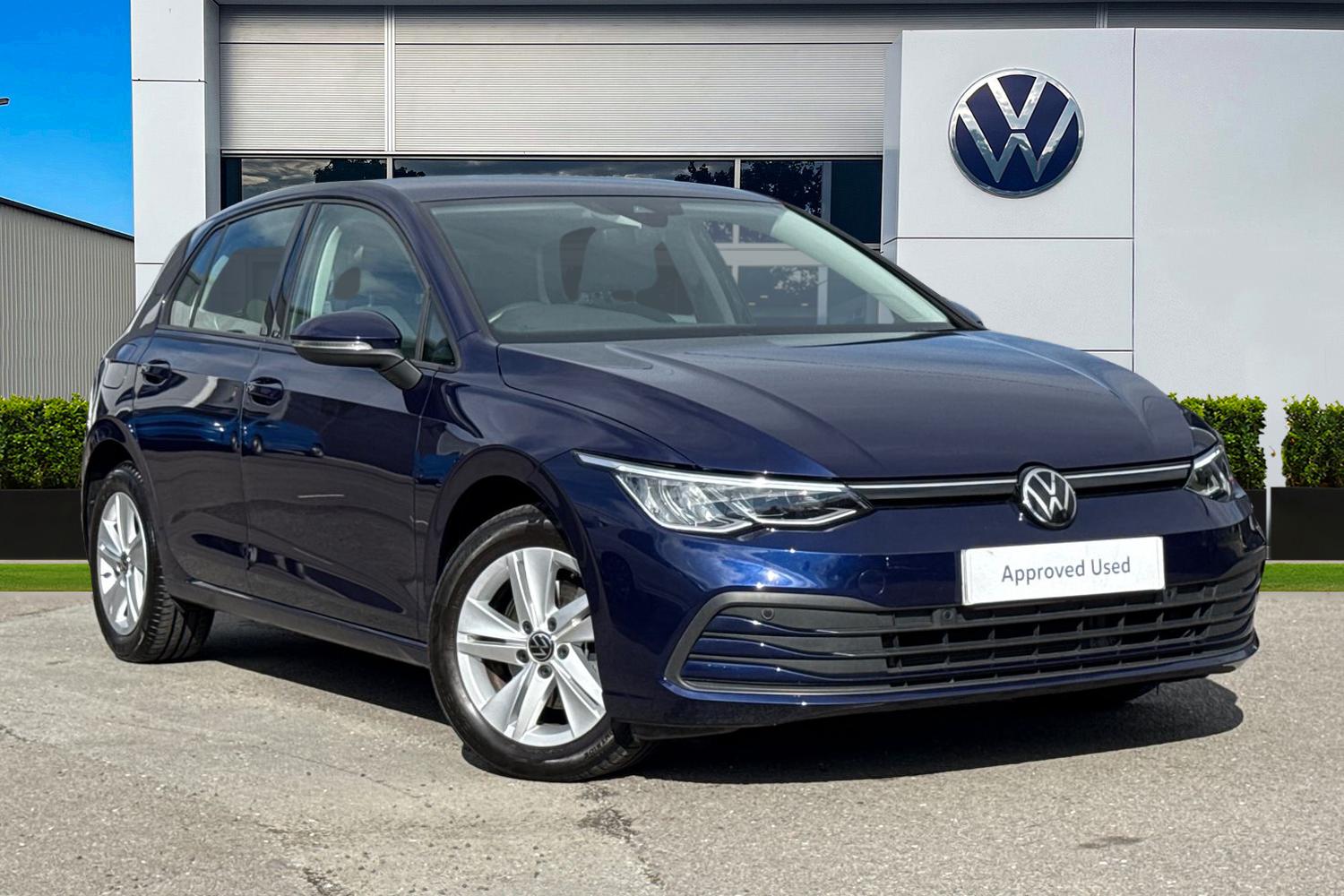 Main listing image - Volkswagen Golf