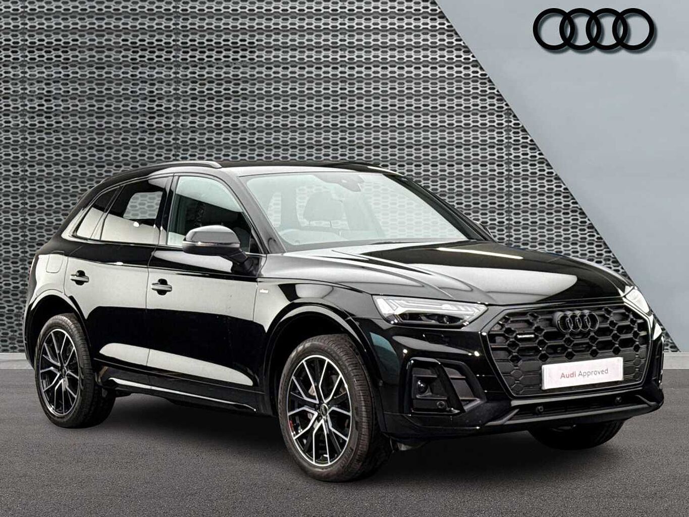 Main listing image - Audi Q5