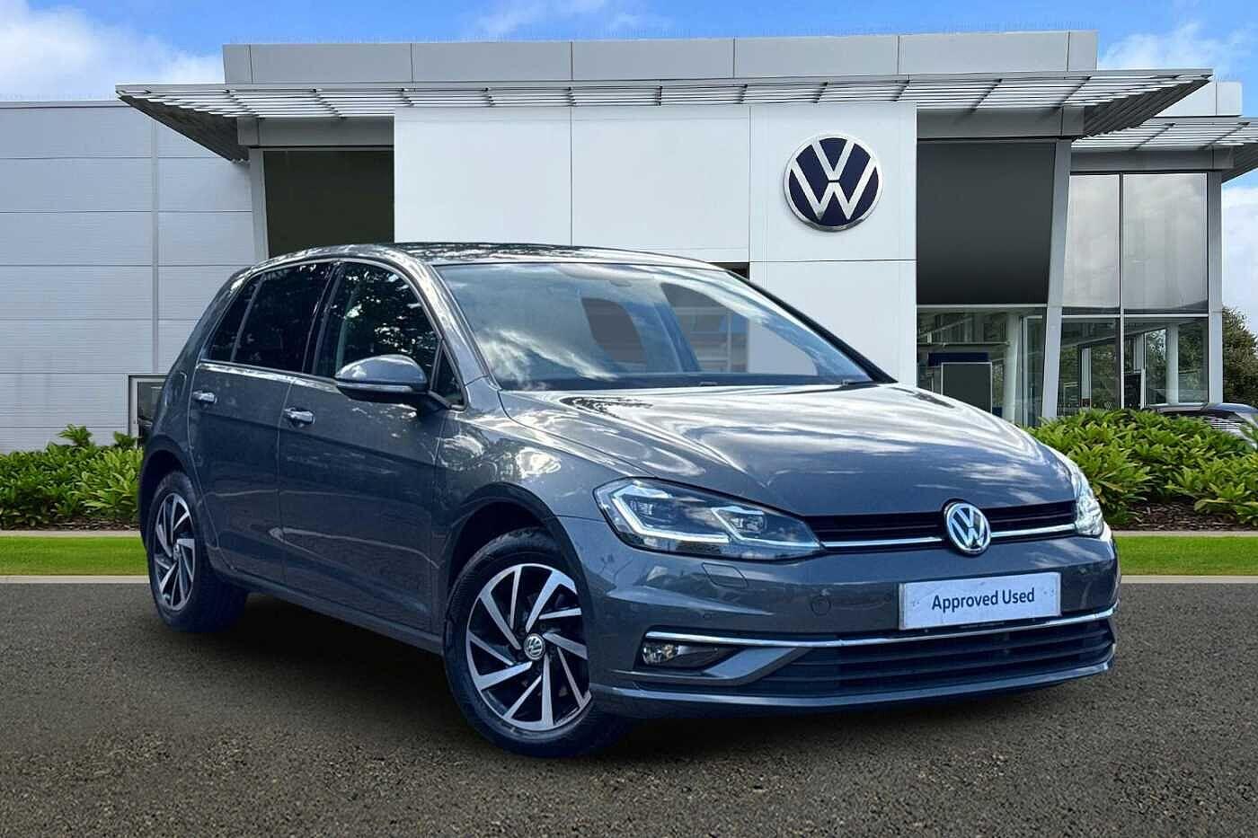 Main listing image - Volkswagen Golf