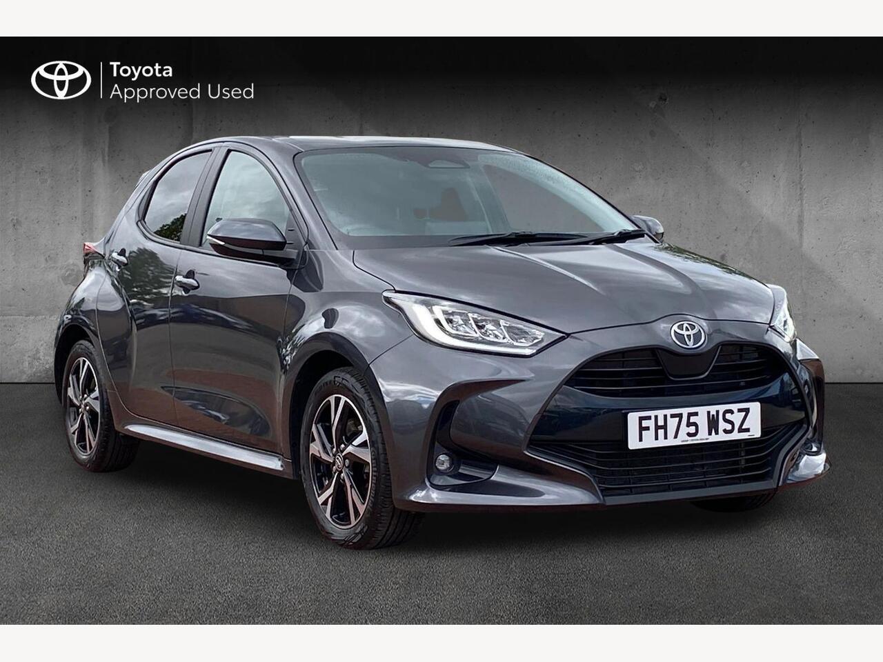 Main listing image - Toyota Yaris
