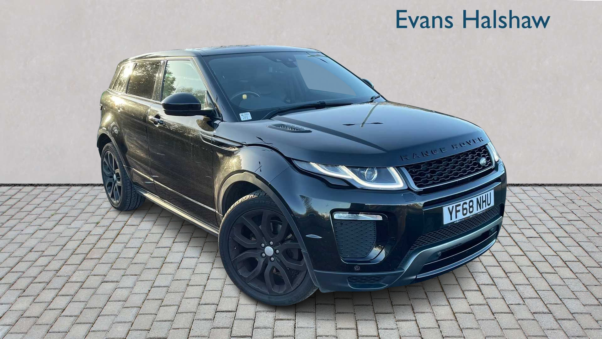 Main listing image - Land Rover Range Rover Evoque