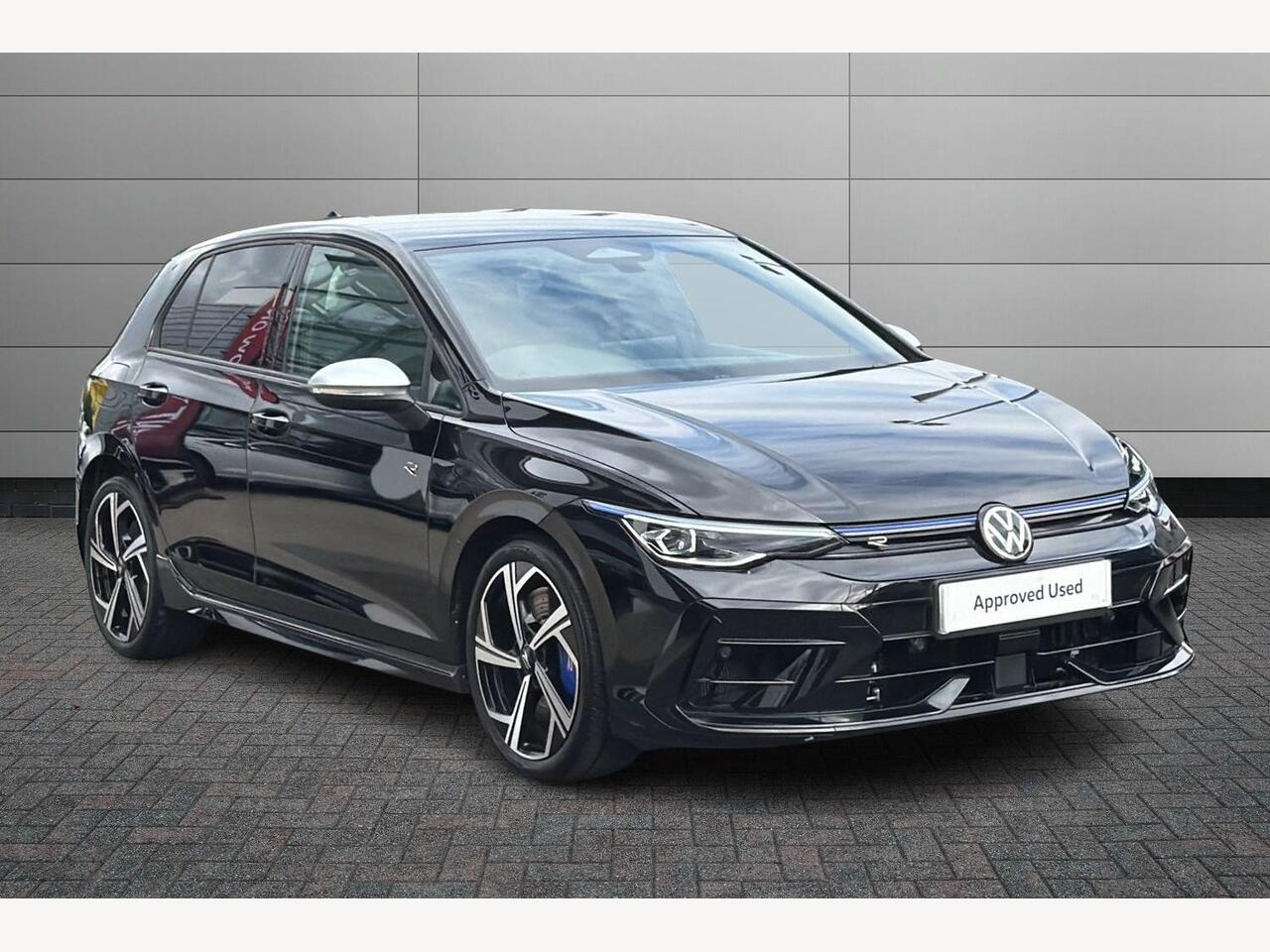 Main listing image - Volkswagen Golf
