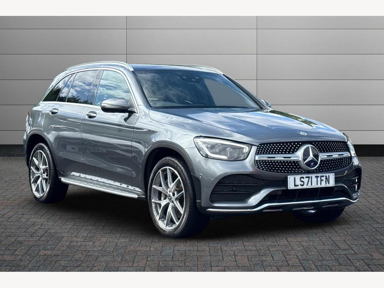 Main listing image - Mercedes-Benz GLC
