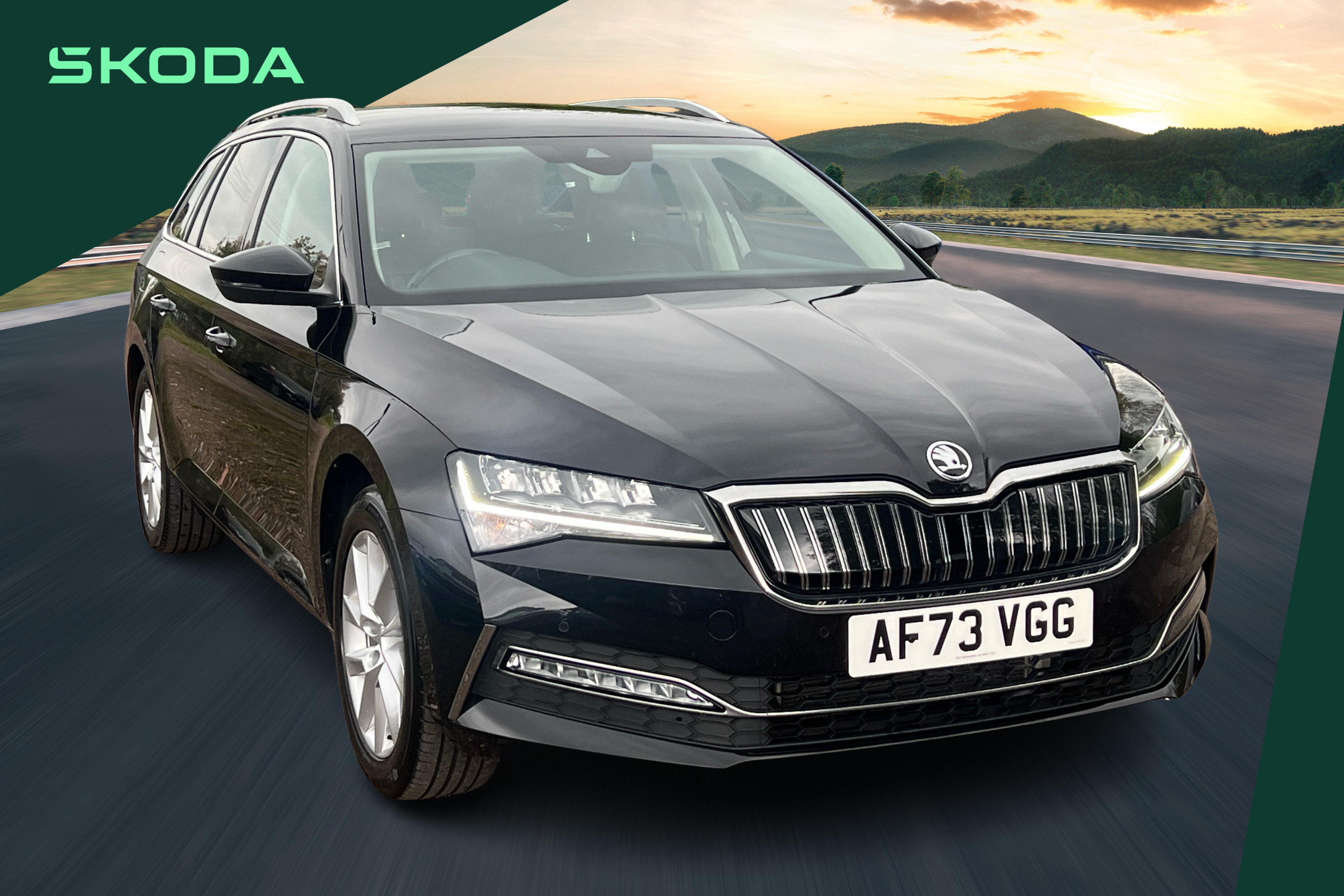 Main listing image - Skoda Superb Estate
