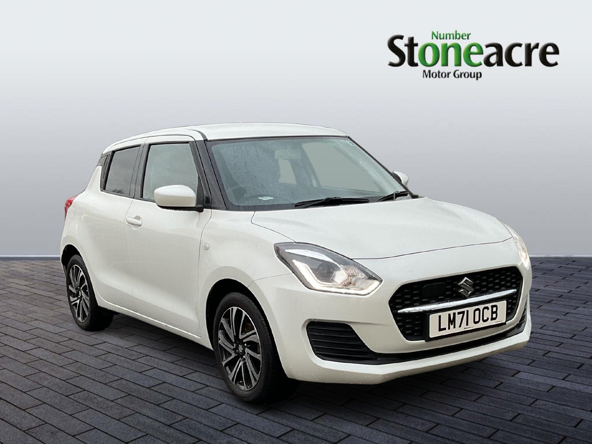 Main listing image - Suzuki Swift