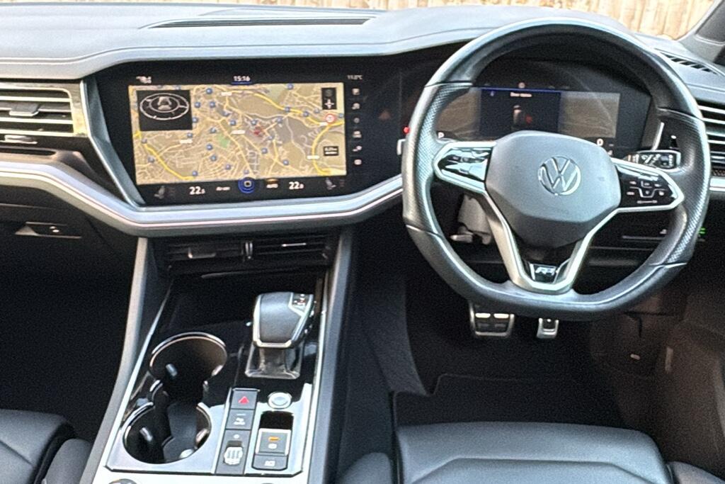 Main listing image - Volkswagen Touareg