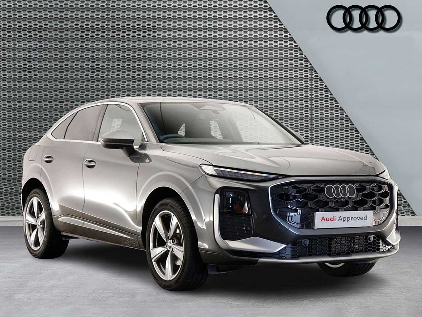 Main listing image - Audi Q3