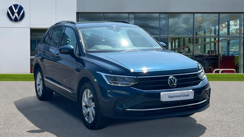 Main listing image - Volkswagen Tiguan