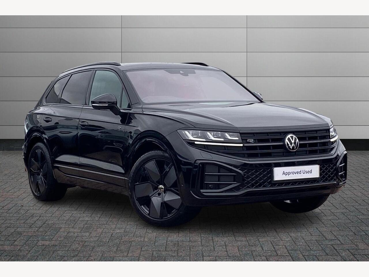 Main listing image - Volkswagen Touareg