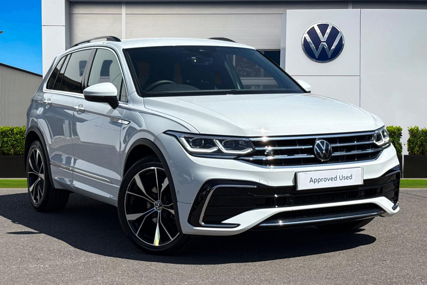 Main listing image - Volkswagen Tiguan