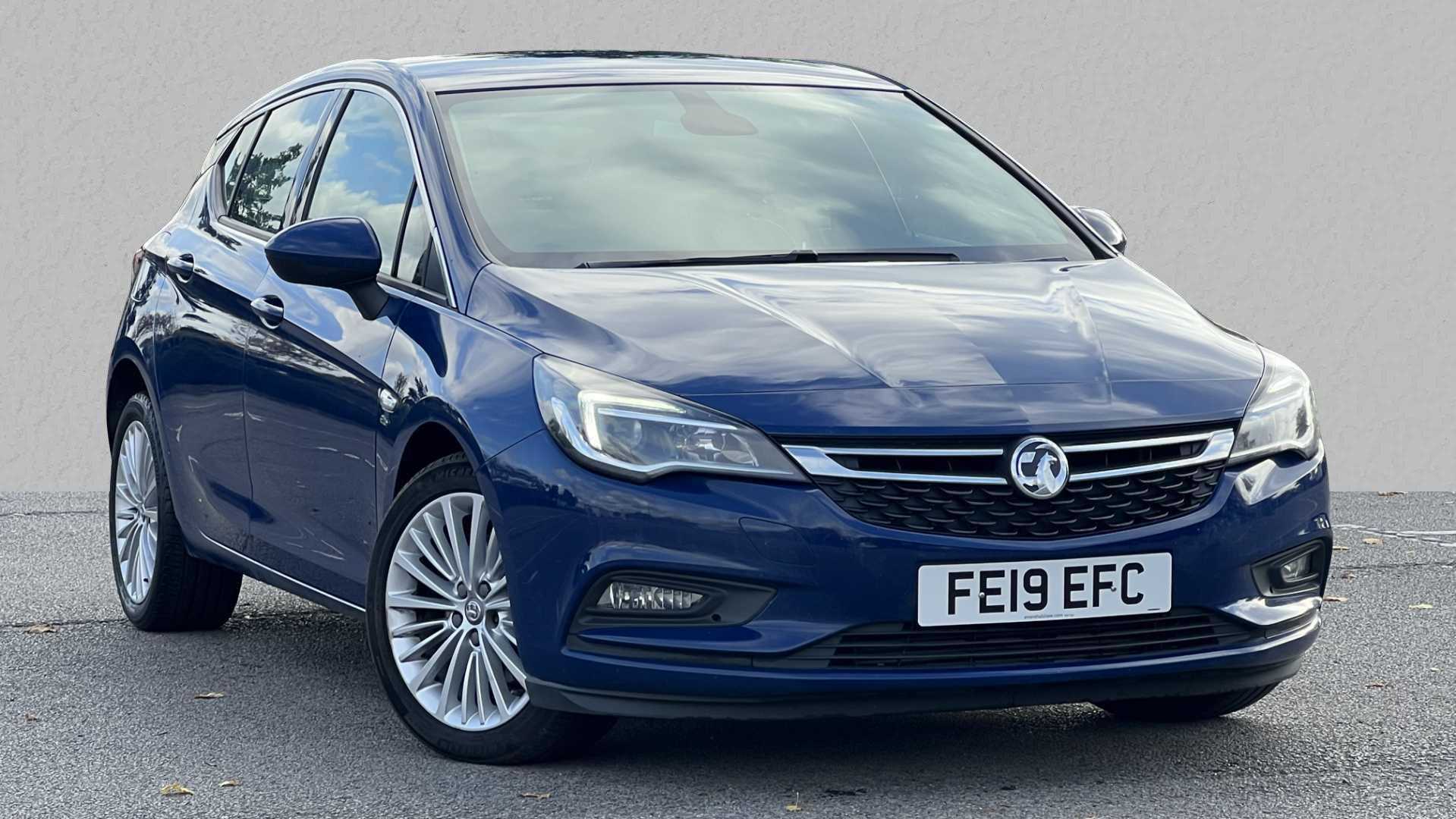 Main listing image - Vauxhall Astra