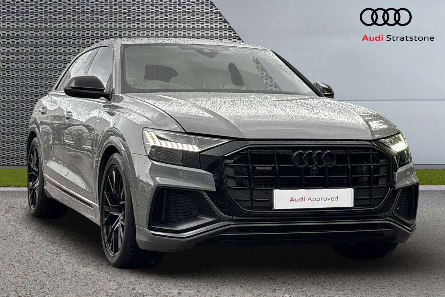 Main listing image - Audi Q8