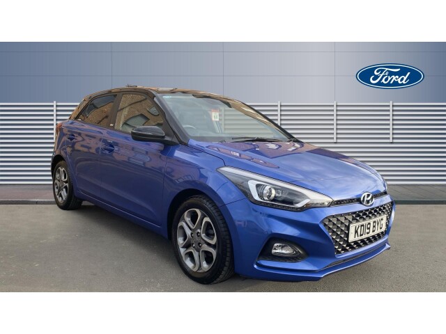 Main listing image - Hyundai i20