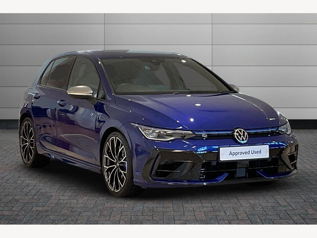 Main listing image - Volkswagen Golf R