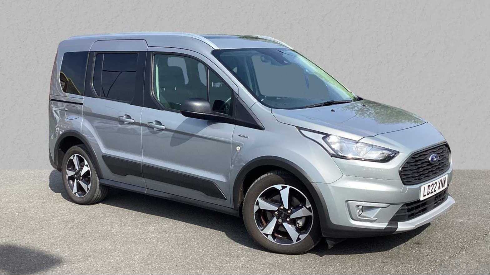 Main listing image - Ford Tourneo Connect