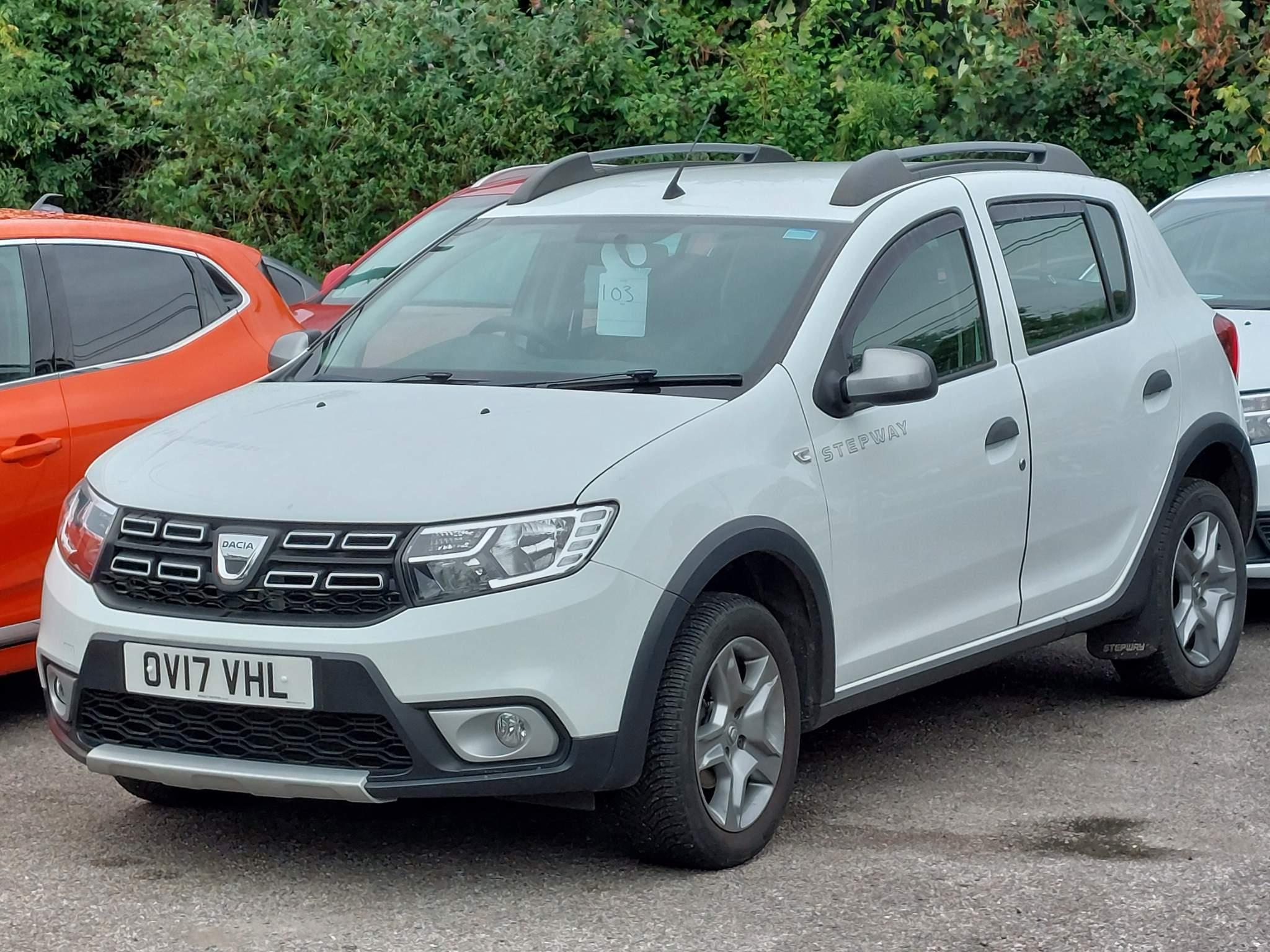 Main listing image - Dacia Sandero Stepway