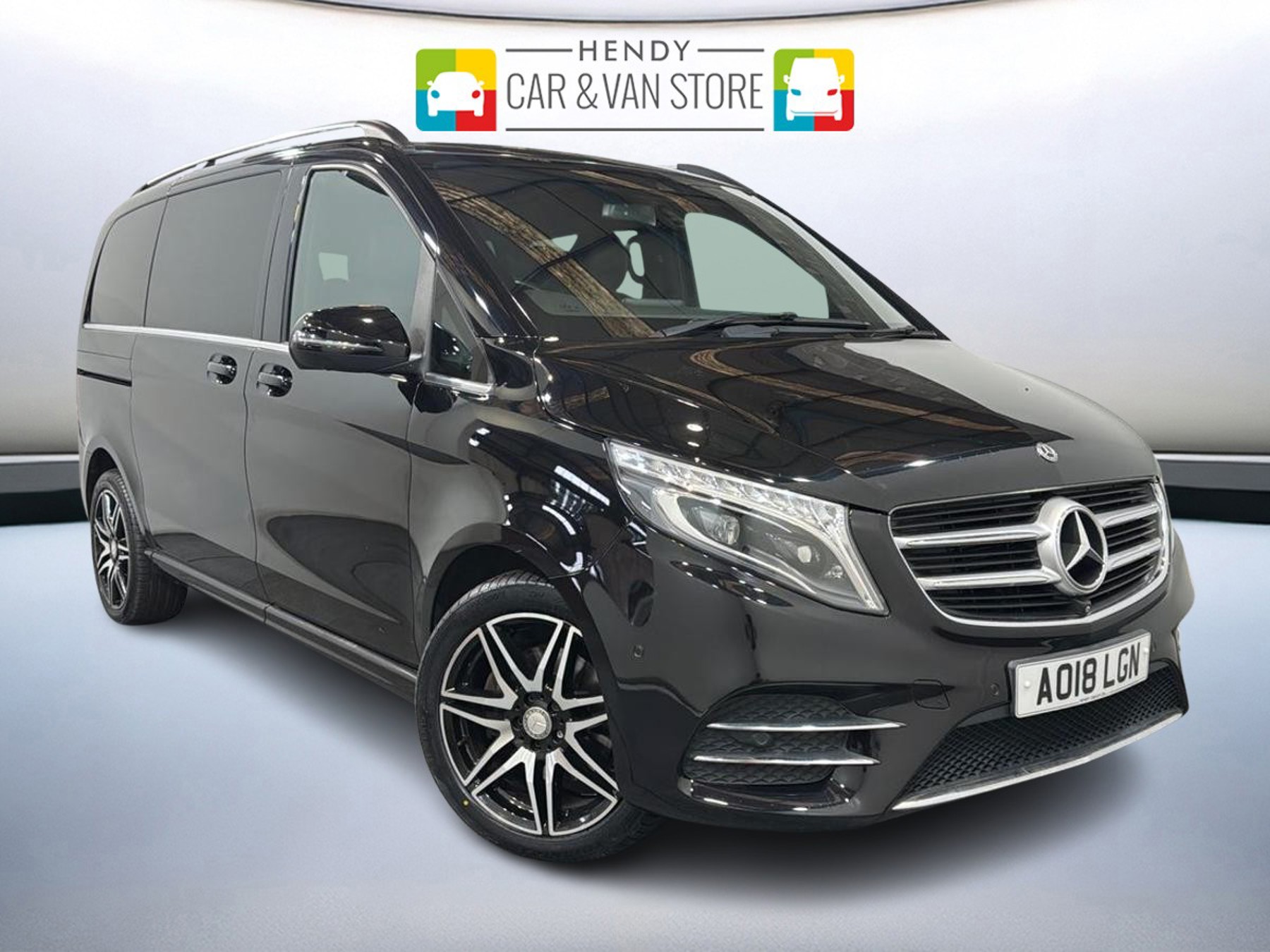 Main listing image - Mercedes-Benz V-Class