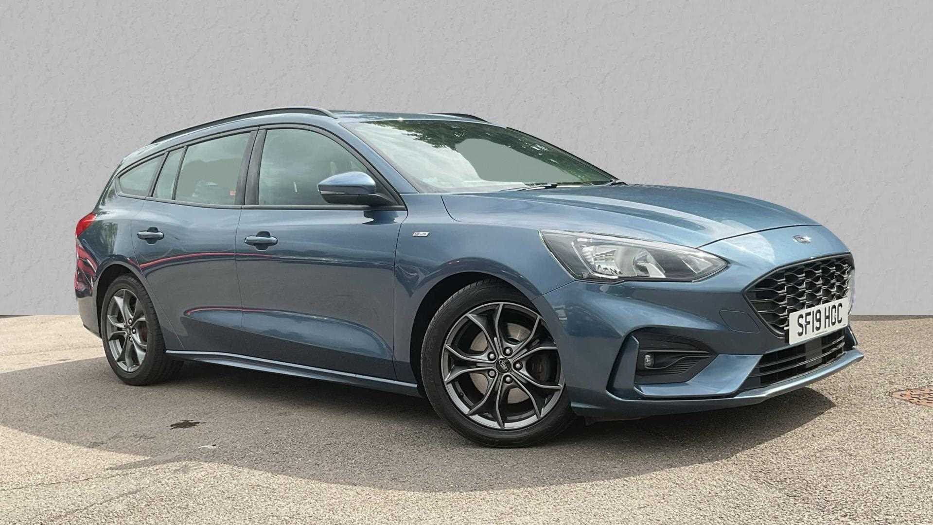 Main listing image - Ford Focus Estate