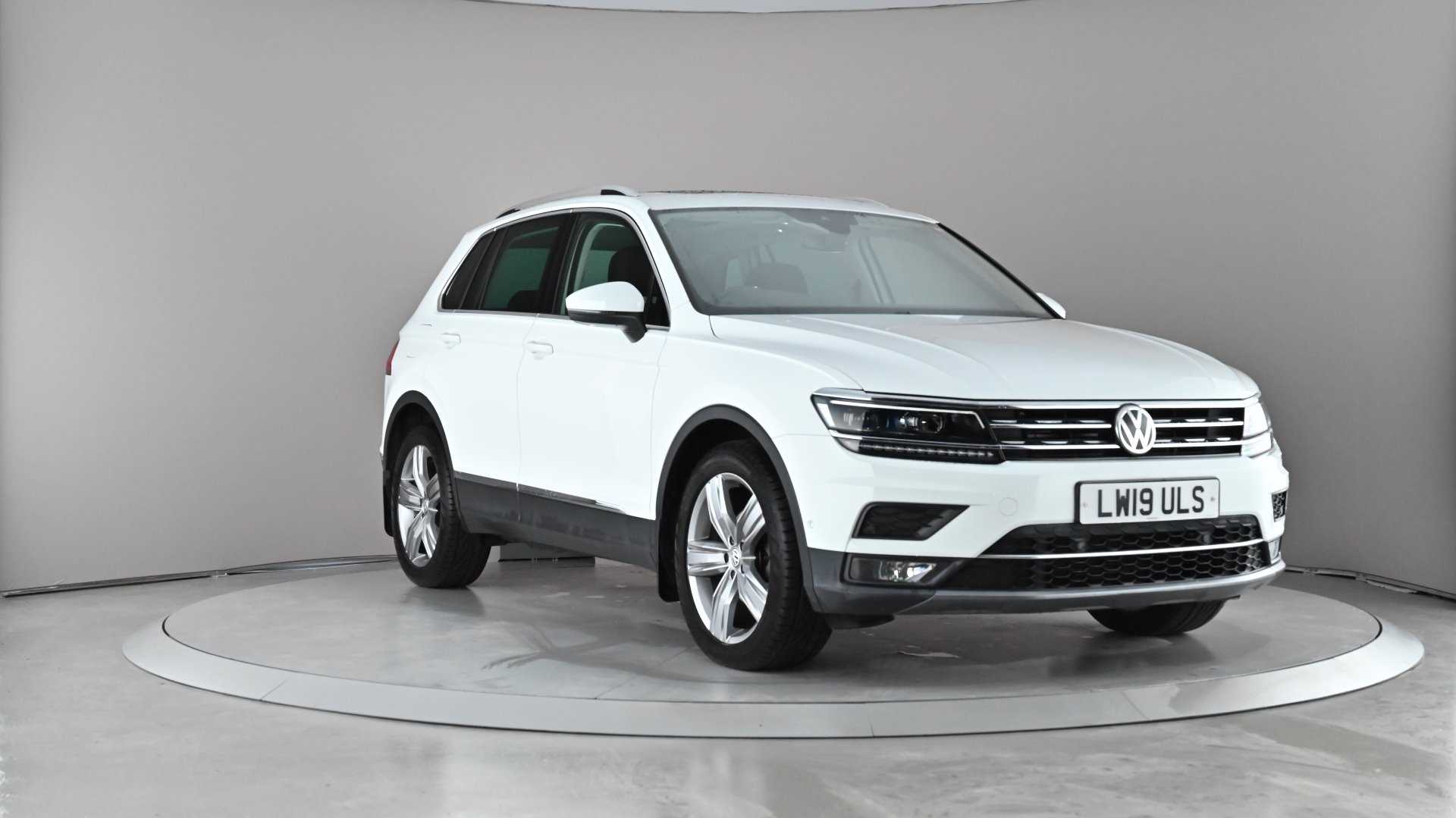 Main listing image - Volkswagen Tiguan