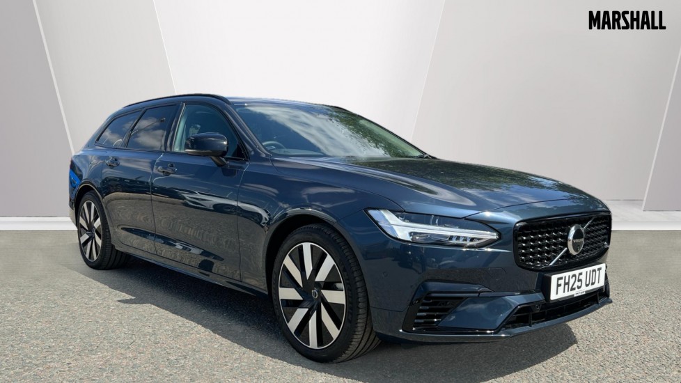 Main listing image - Volvo V90