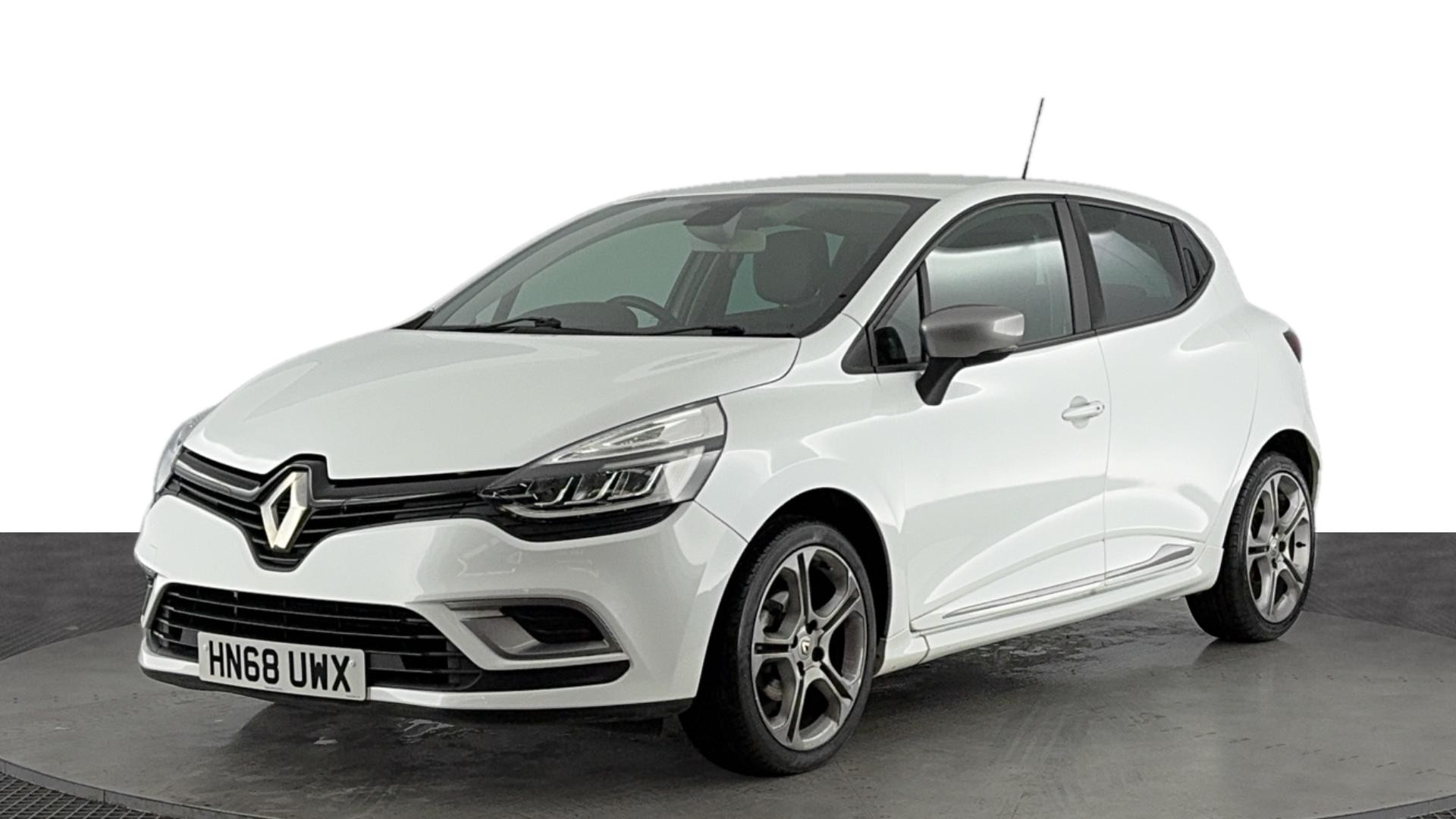 Main listing image - Renault Clio