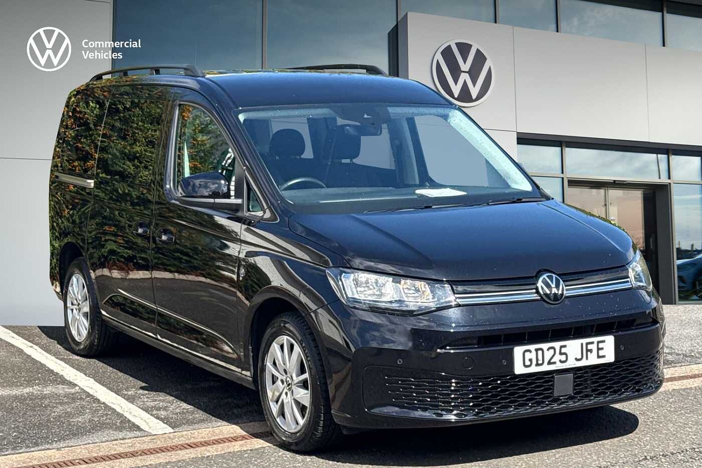 Main listing image - Volkswagen Caddy Maxi