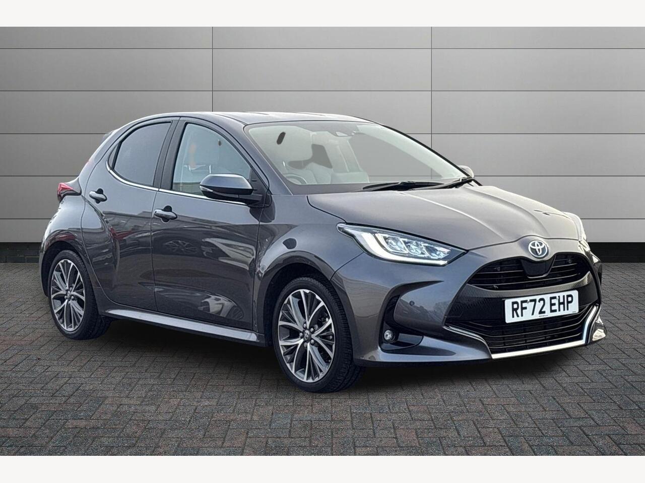 Main listing image - Toyota Yaris