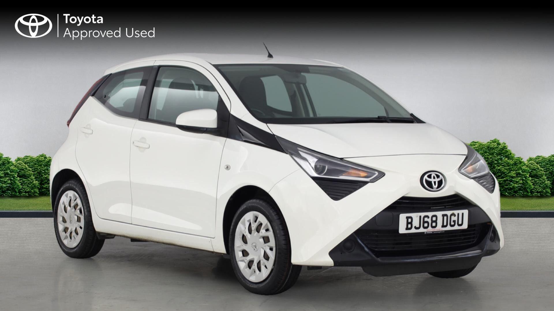 Main listing image - Toyota Aygo